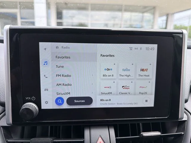 Used 2025 White Toyota XLE image 18