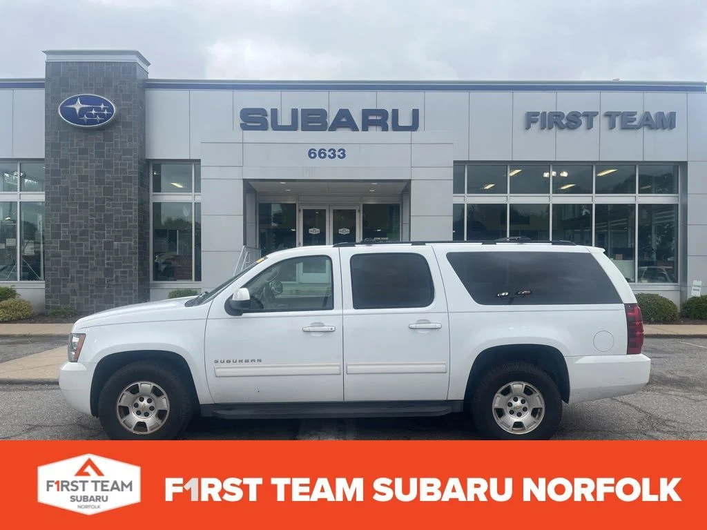 2011 Chevrolet Suburban 2WD 1500 LS's photo