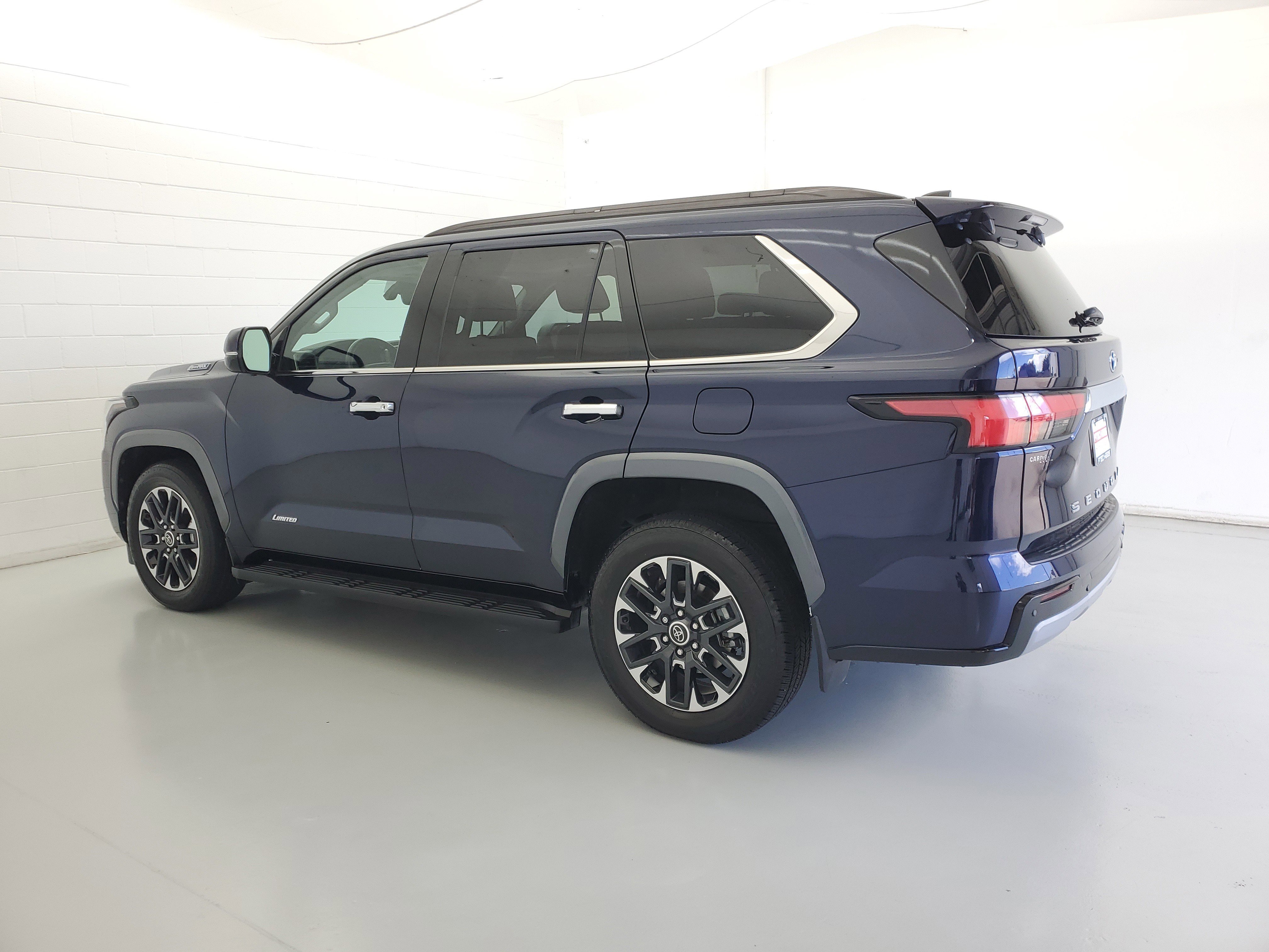 Used 2023 Blueprint Toyota Limited image 7