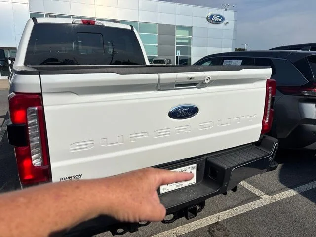 Used 2025 White Ford Lariat image 13