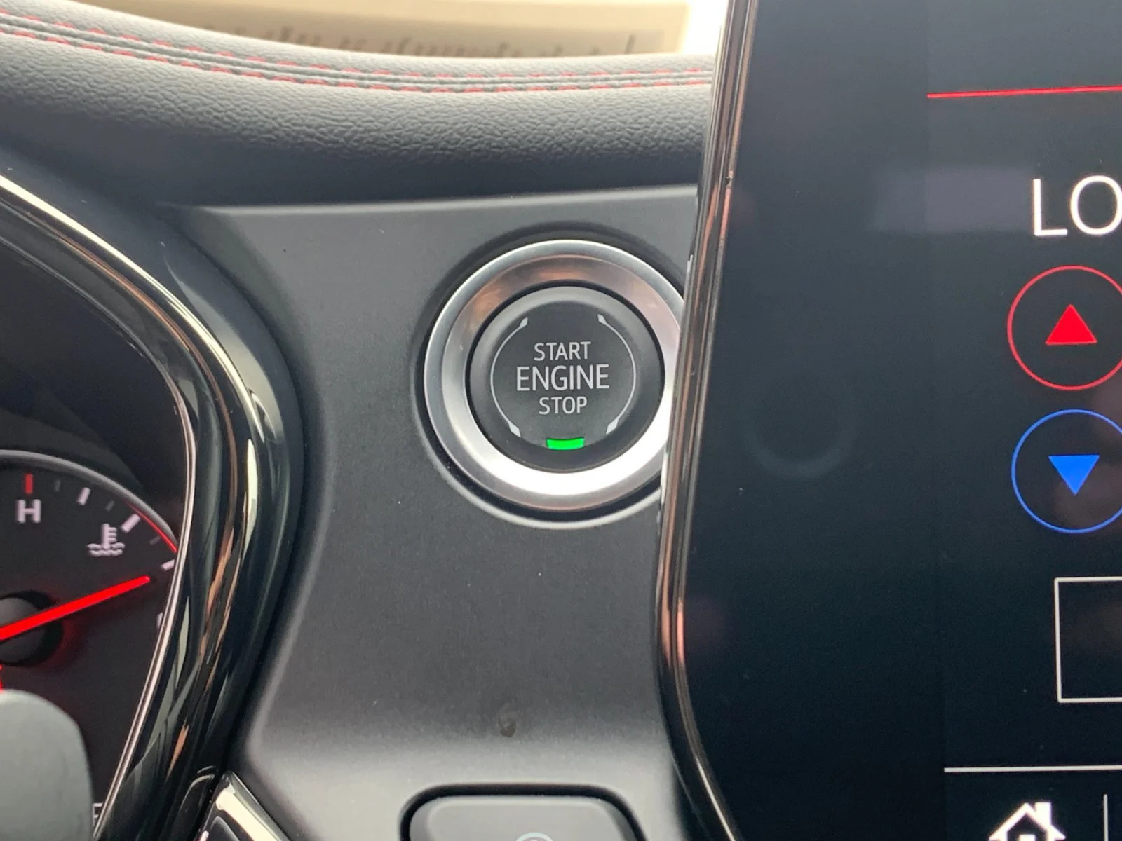 Used 2025 Sterling Gray Metallic Chevrolet RS image 24