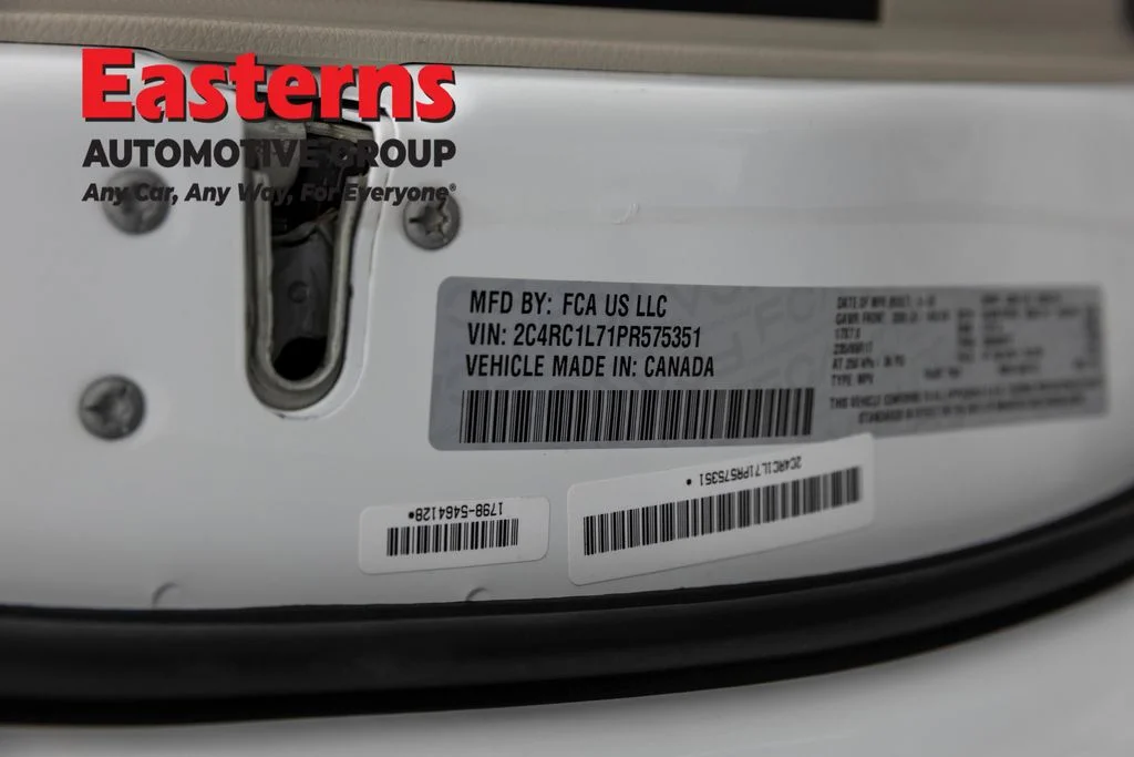 Used 2023 White Chrysler Touring L image 36