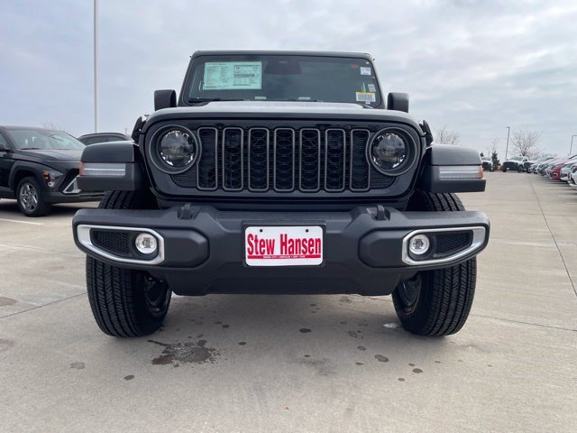 New 2026 Black Clearcoat Jeep Sahara image 8