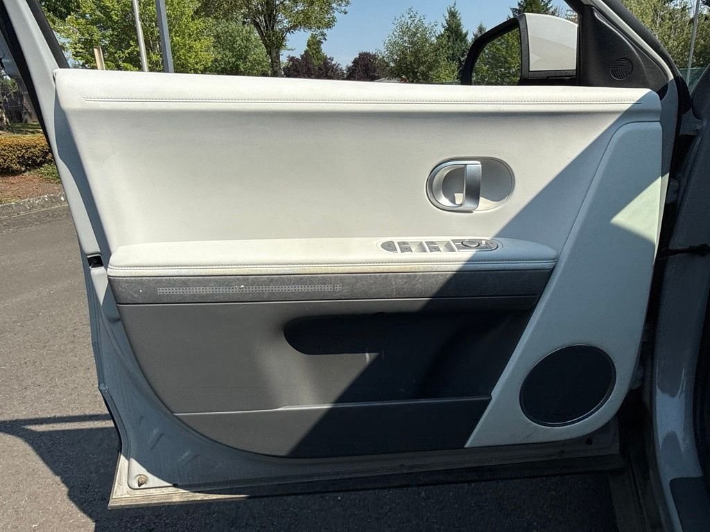 Used 2023 Cyber Gray Hyundai SEL image 17