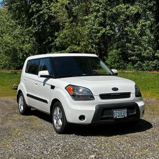 Used 2010 Kia Soul Exclaim with VIN KNDJT2A29A7150852 for sale in Gladstone, OR