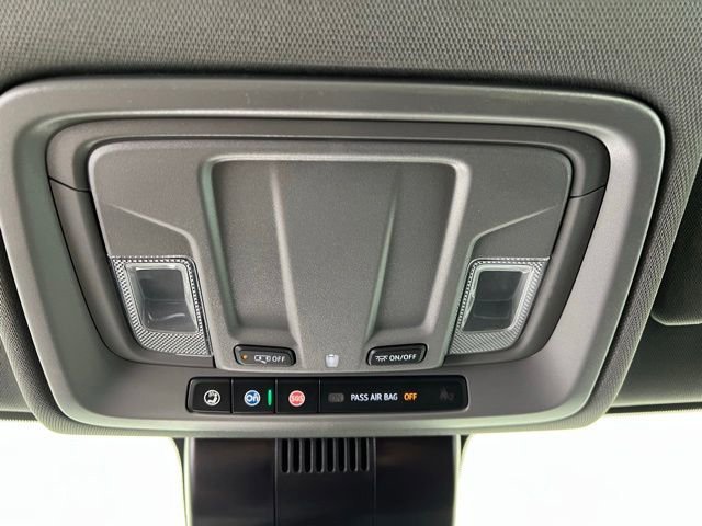 New 2026 Sterling Metallic GMC Elevation image 29