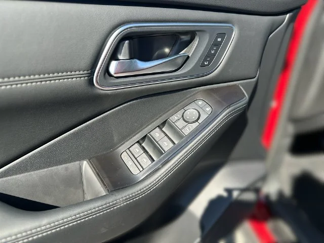 New 2026 Scarlet Ember Tintcoat Nissan Platinum image 17