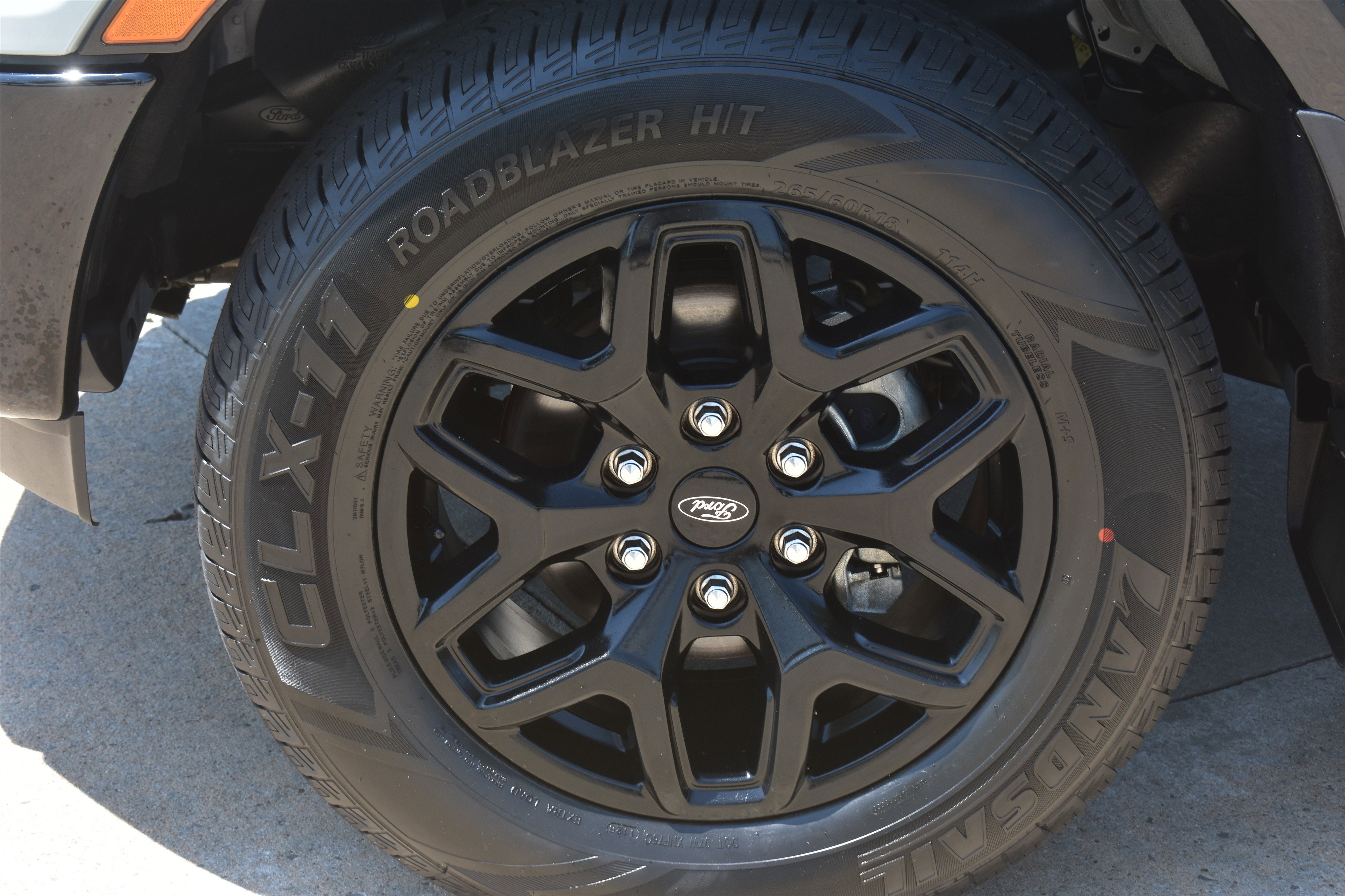 Used 2022 Gray Ford XL image 9