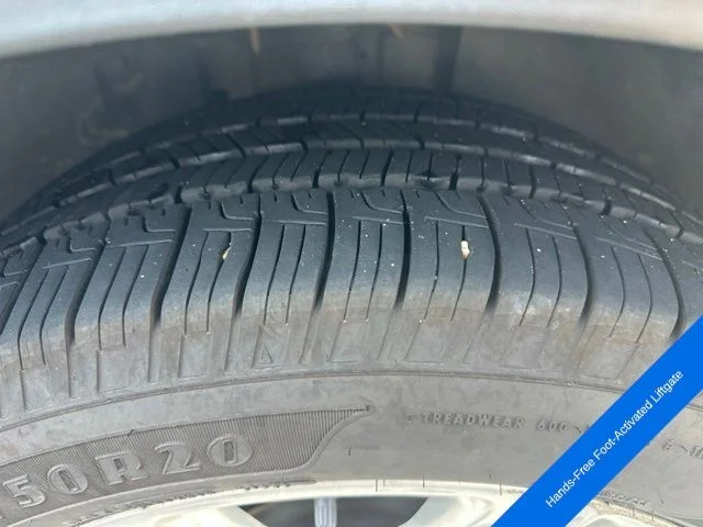 Used 2017 Magnetic Metallic Ford XLT image 15