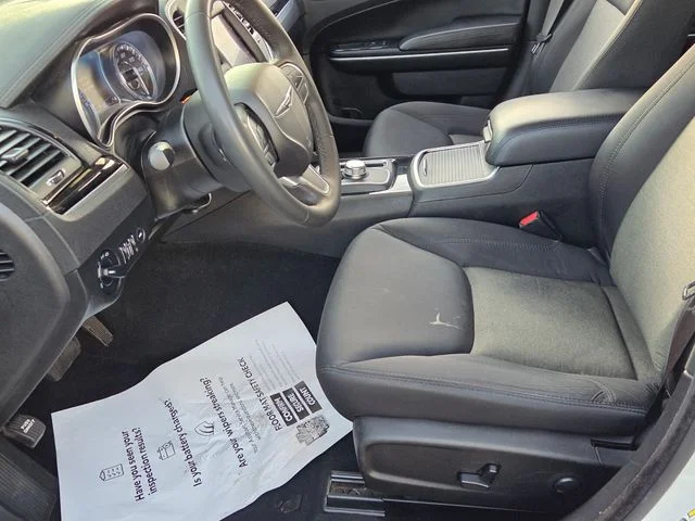 Used 2023 White Chrysler Touring image 4