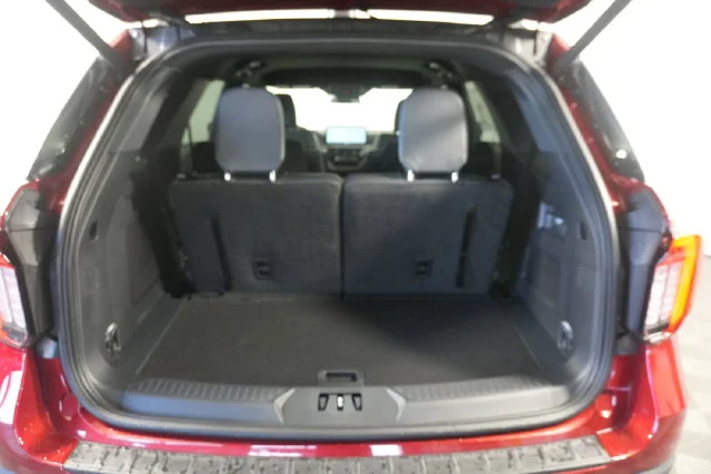 New 2026 Ruby Red Metallic Tinted Clearcoat Ford King Ranch® image 26