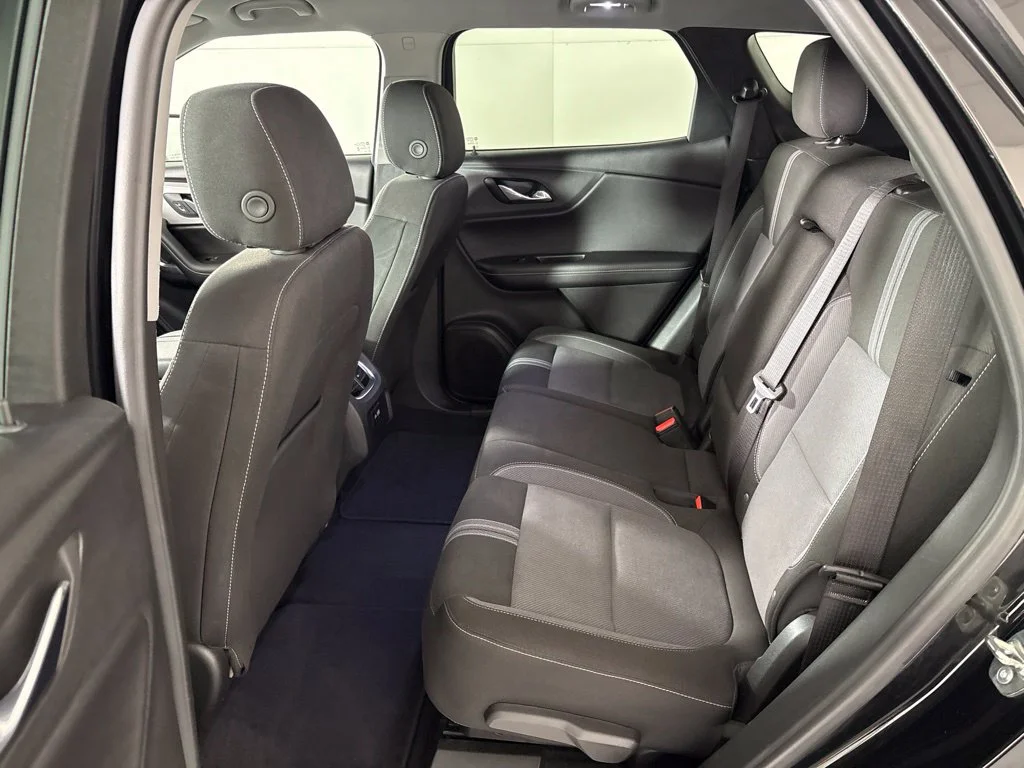 Used 2025 Black Chevrolet LT image 22