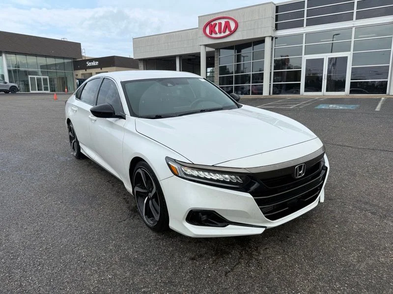 Used 2022 White Honda Sport image 4
