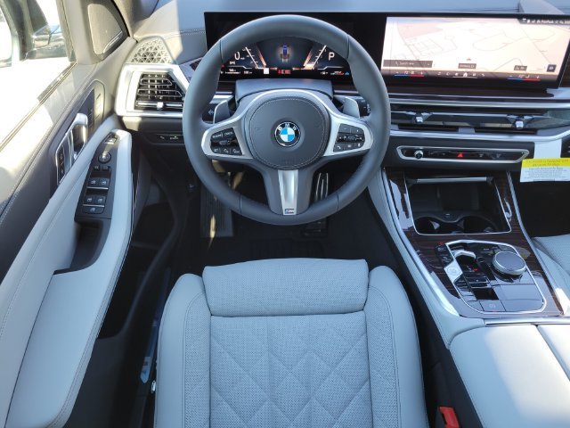 Used 2026 Blue BMW xDrive40i image 14
