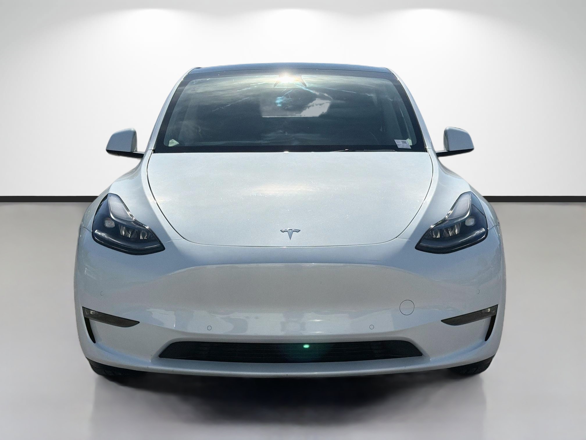 Used 2023 White Tesla Performance image 8