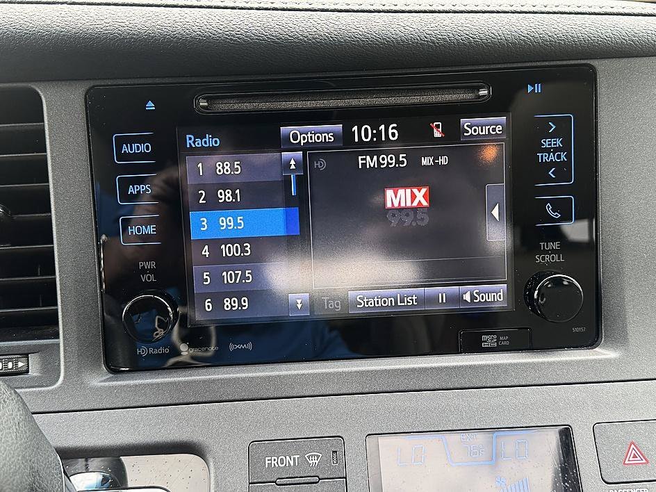 Used 2017 Blizzard Pearl Toyota XLE image 14