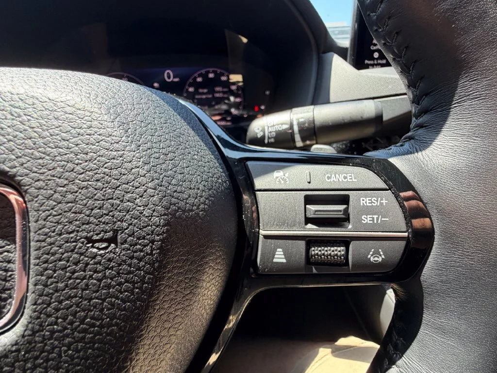 Certified Used 2025  Honda Touring image 29