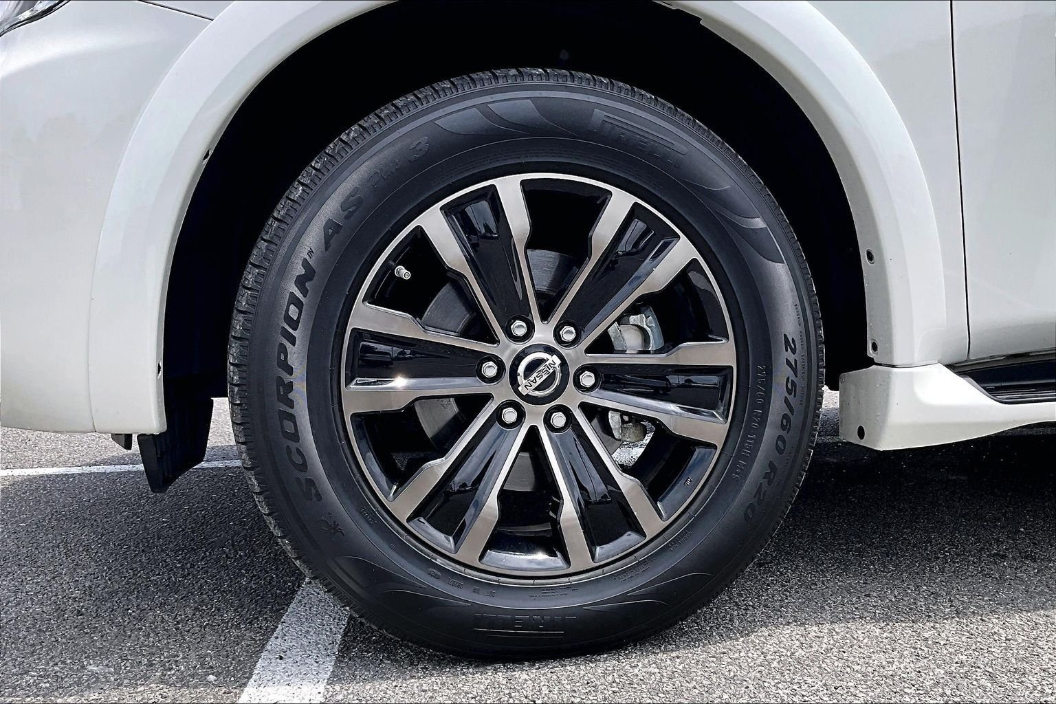 Used 2019 Pearl White Nissan Platinum image 36