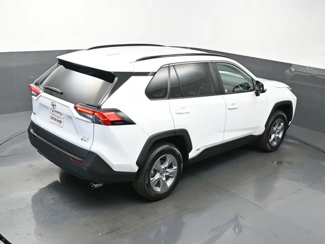 Used 2025 White Toyota XLE image 44