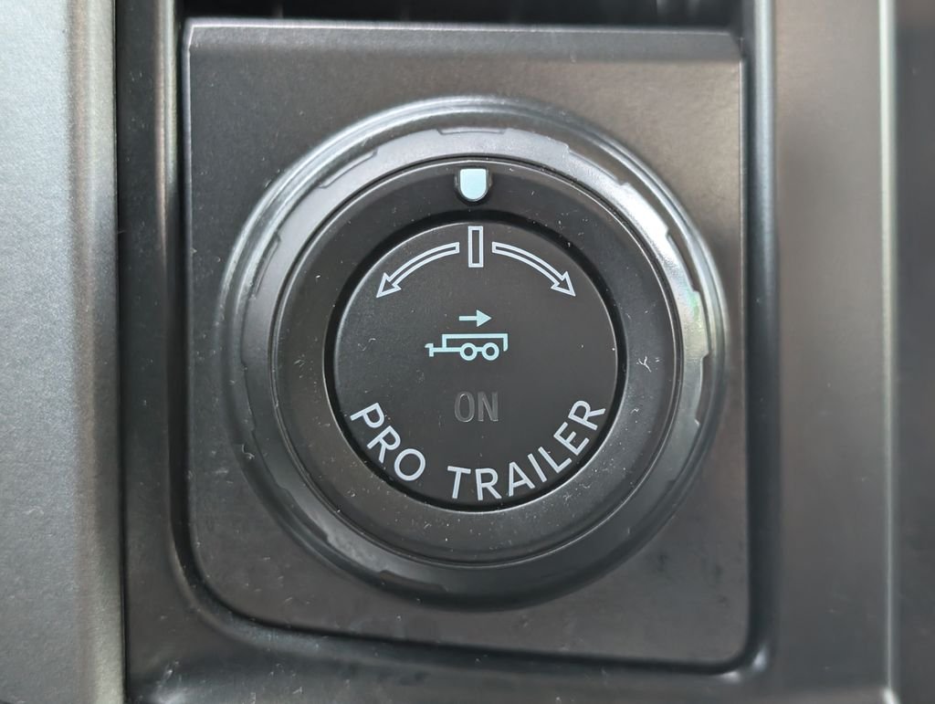 Used 2022 Red Ford Lariat image 29