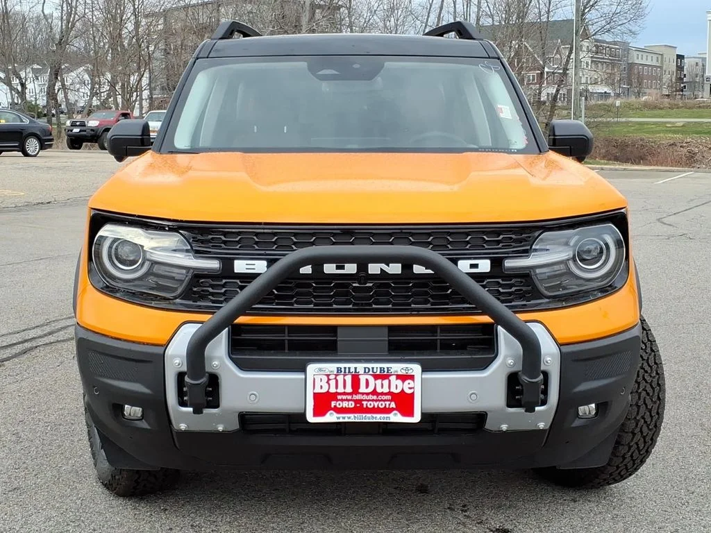 New 2026 Orange Fury Metallic Tri-Coat Ford Outer Banks image 2