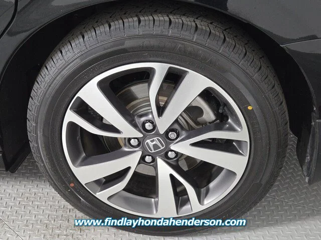 2024 Honda Odyssey Touring - Photo 44