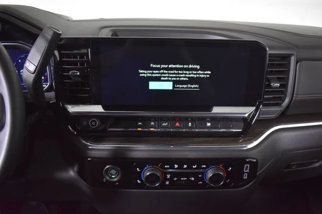 Used 2024 Gray Chevrolet LT image 27