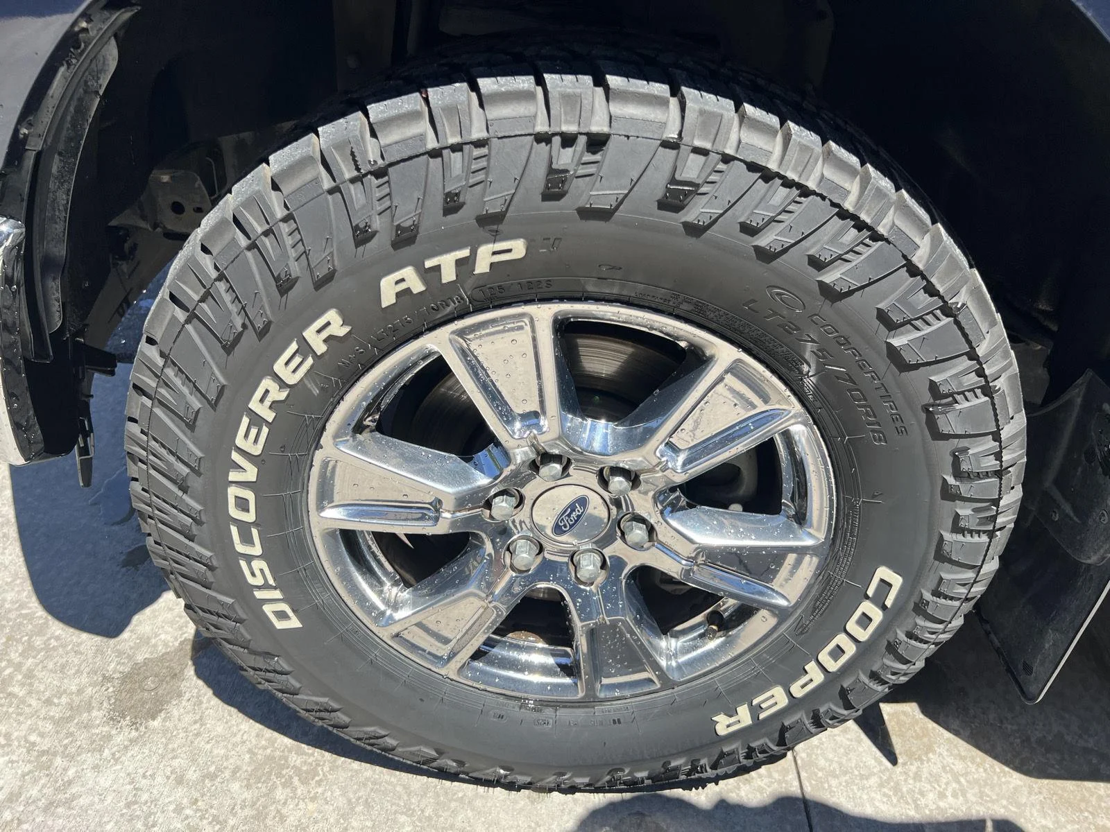 Used 2015 Blue Jeans Metallic Ford XLT image 10