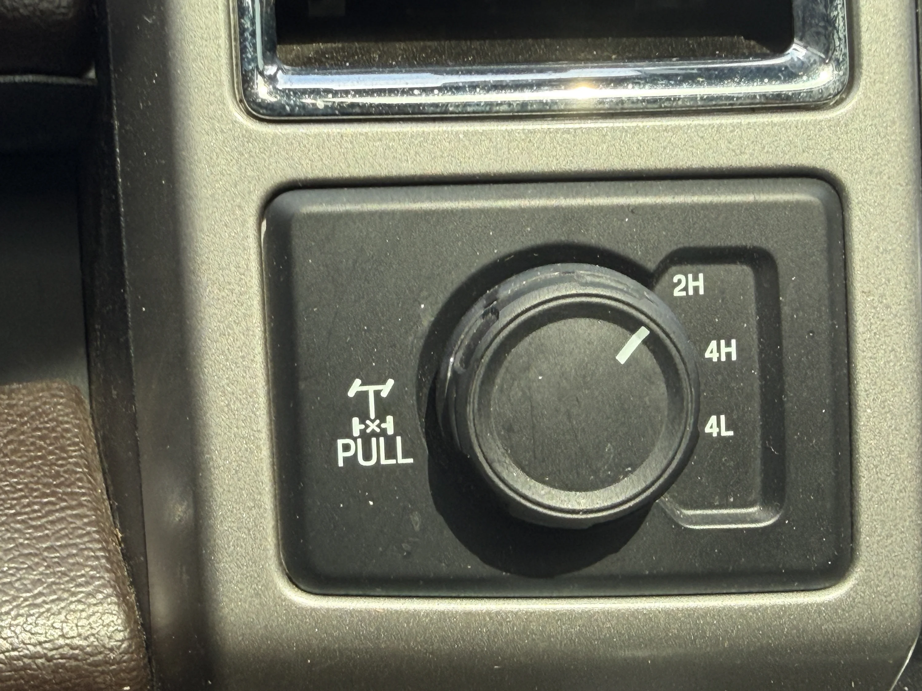 Used 2017 White Platinum Metallic Tri-Coat Ford King Ranch image 36