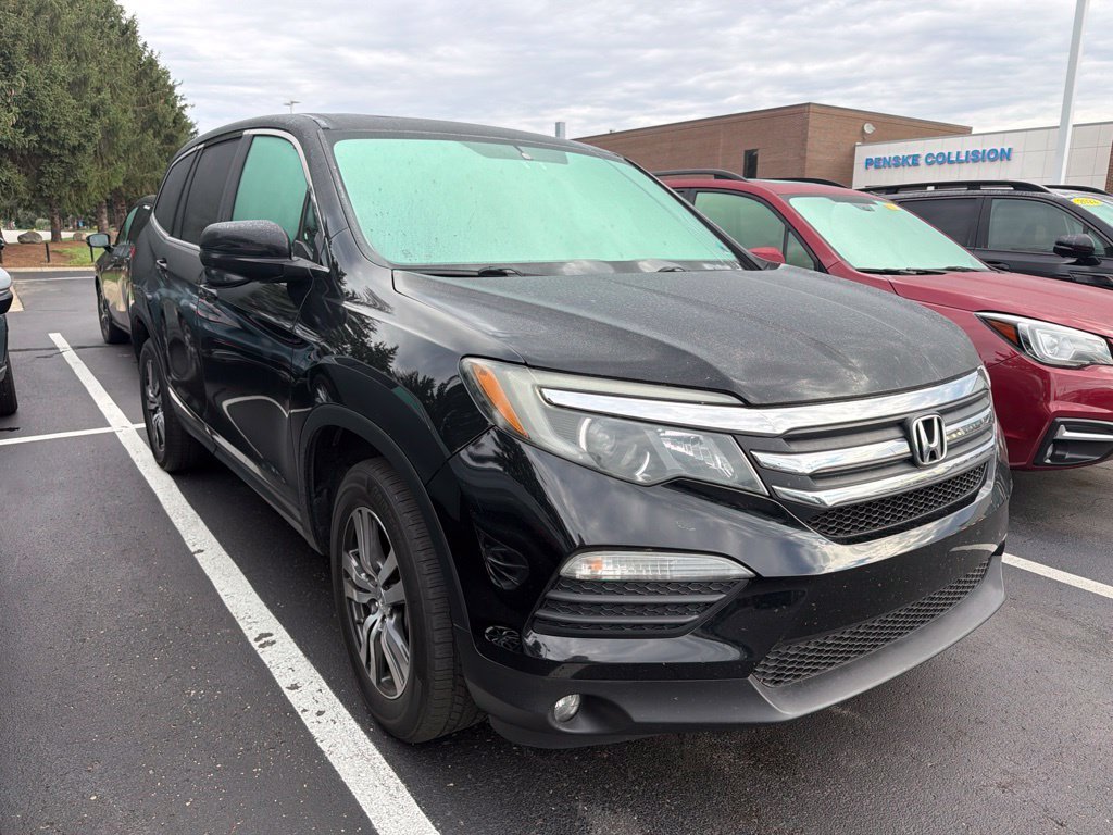 Used 2018 Crystal Black Pearl Honda EX-L image 4