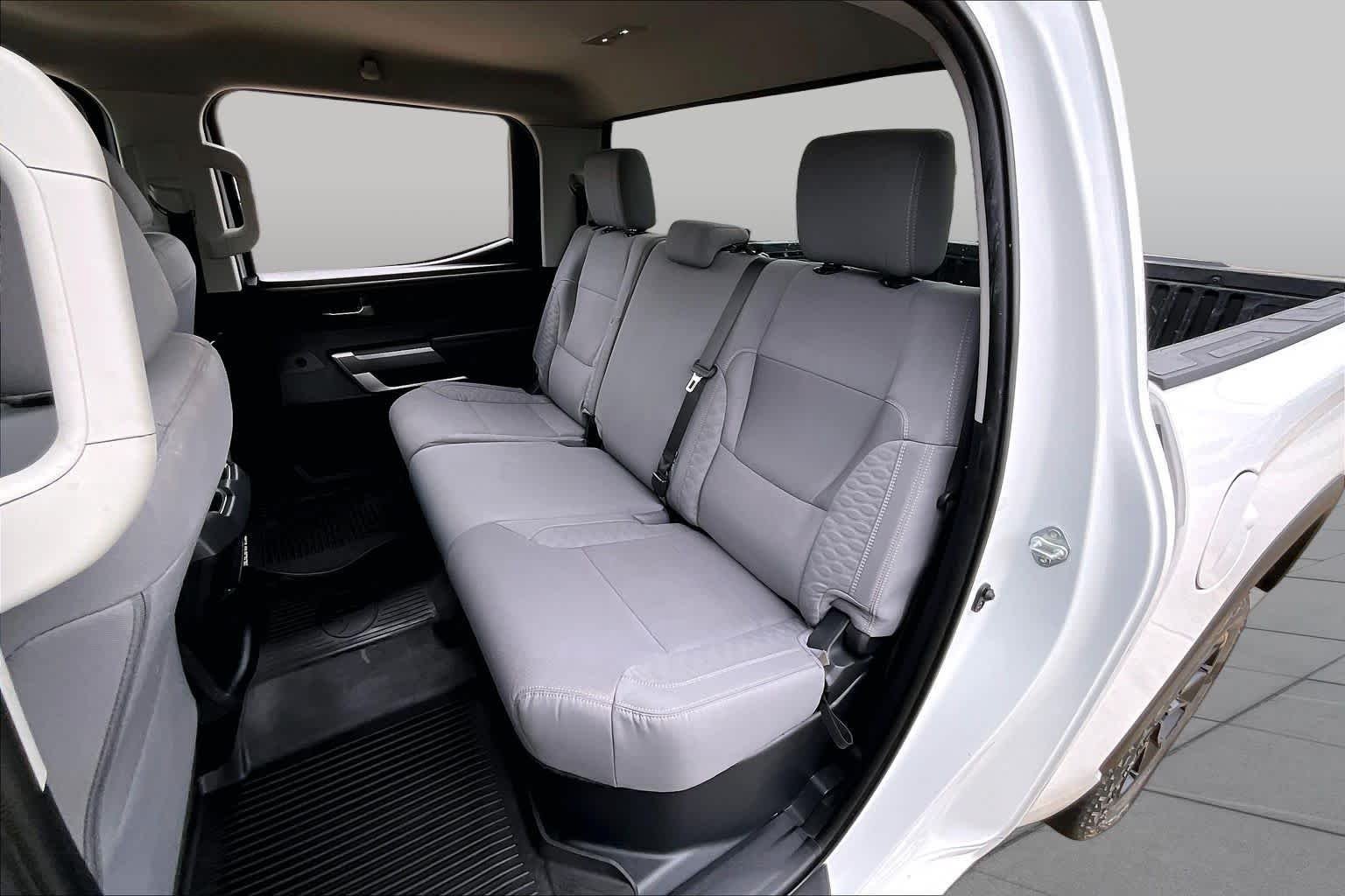 Used 2023 Ice Cap Toyota SR5 image 19
