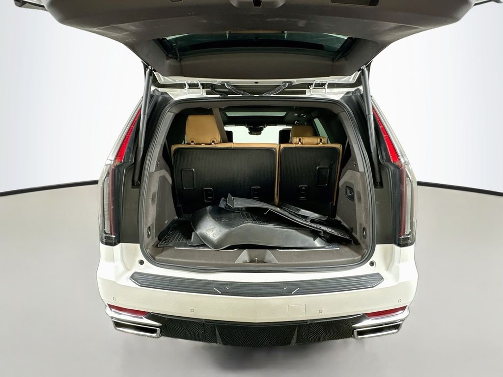 Used 2023 White Cadillac Premium Luxury image 28