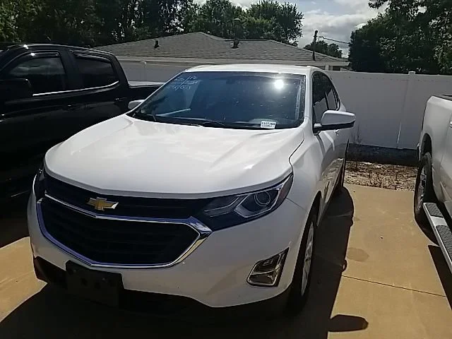 Used 2019 SUMMIT WHITE Chevrolet LT image 9