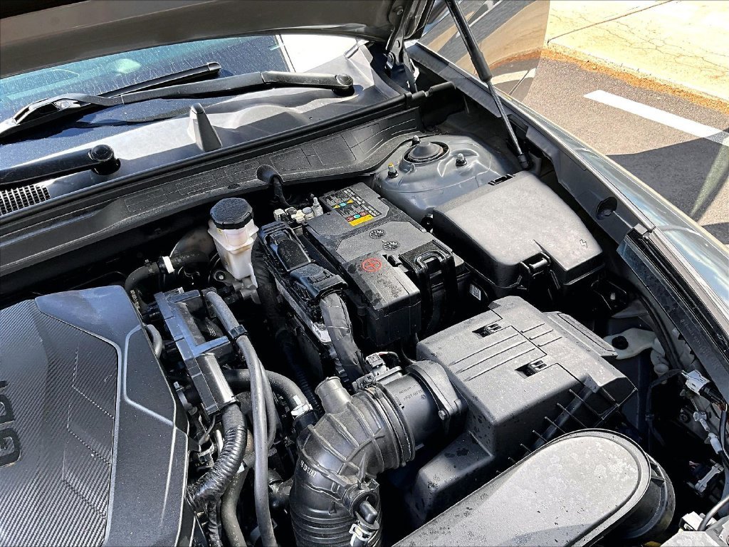 Used 2023 Gray Hyundai SEL image 29
