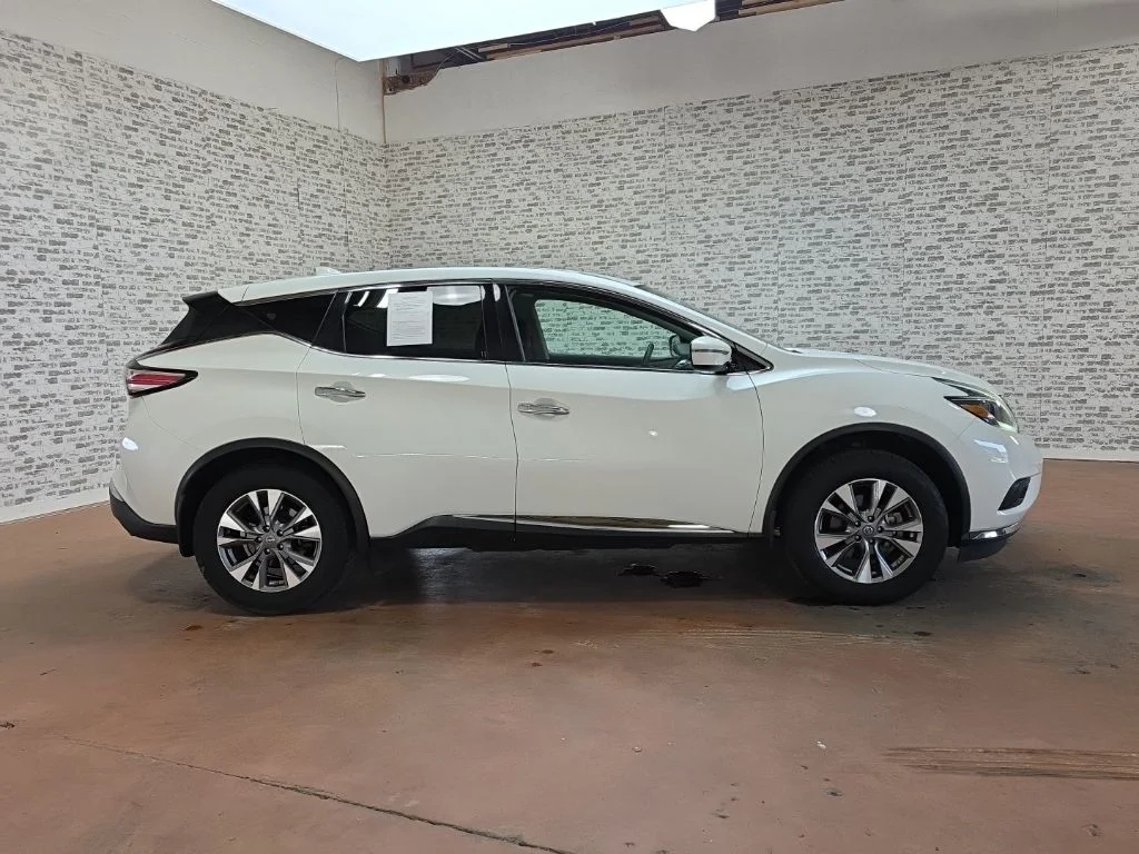 Used 2018 Pearl White Nissan S image 6