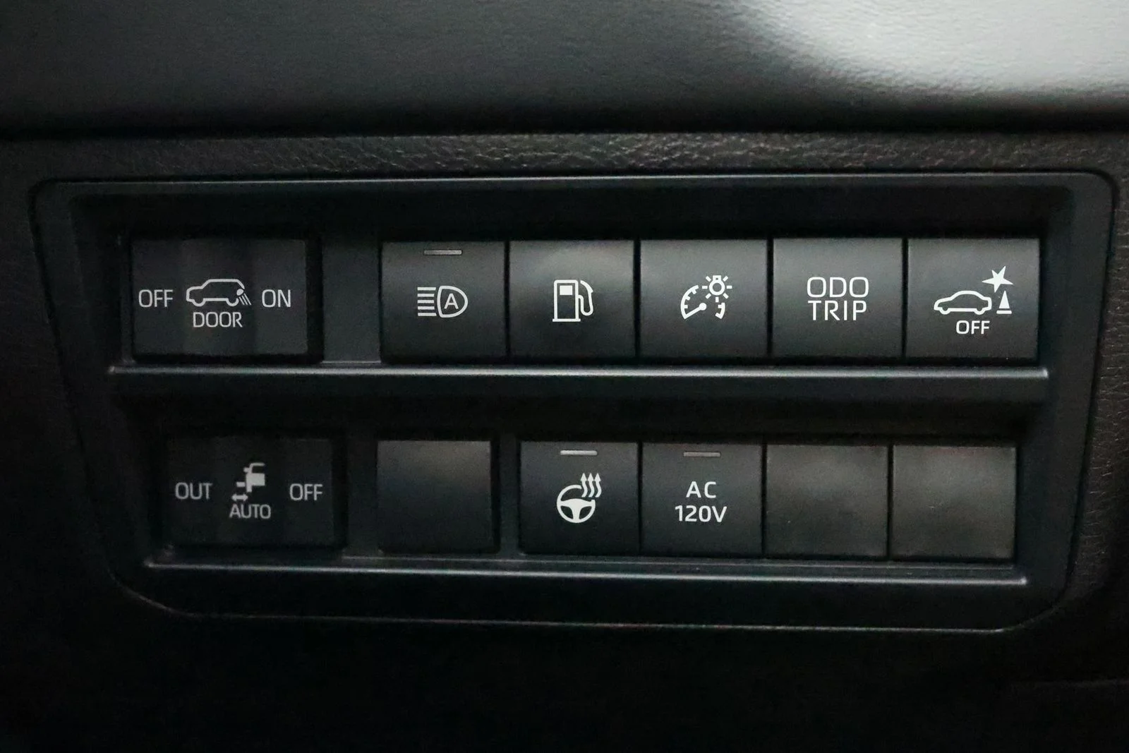 Used 2026  Toyota Platinum image 30