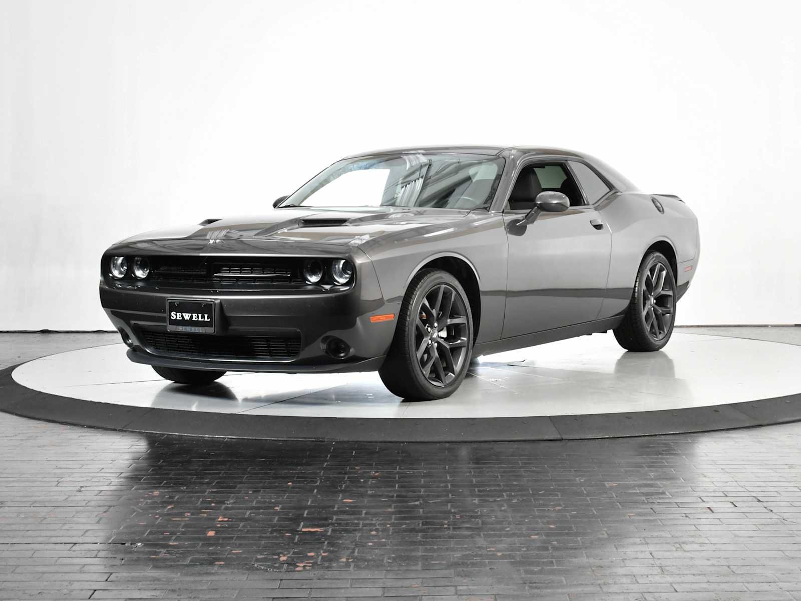 2021 Dodge Challenger SXT