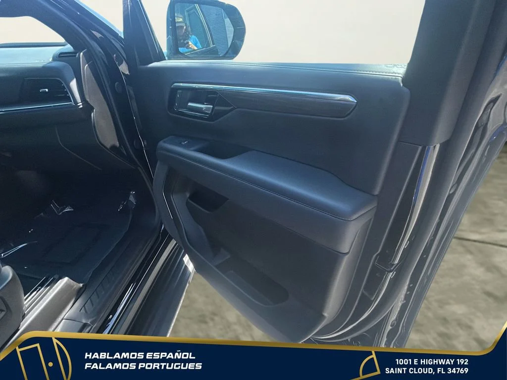 Used 2025 Black Chevrolet LS image 32