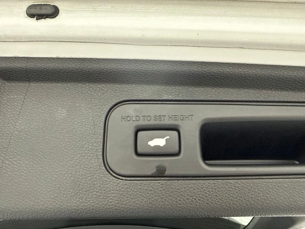 Used 2024  Honda EX-L image 11