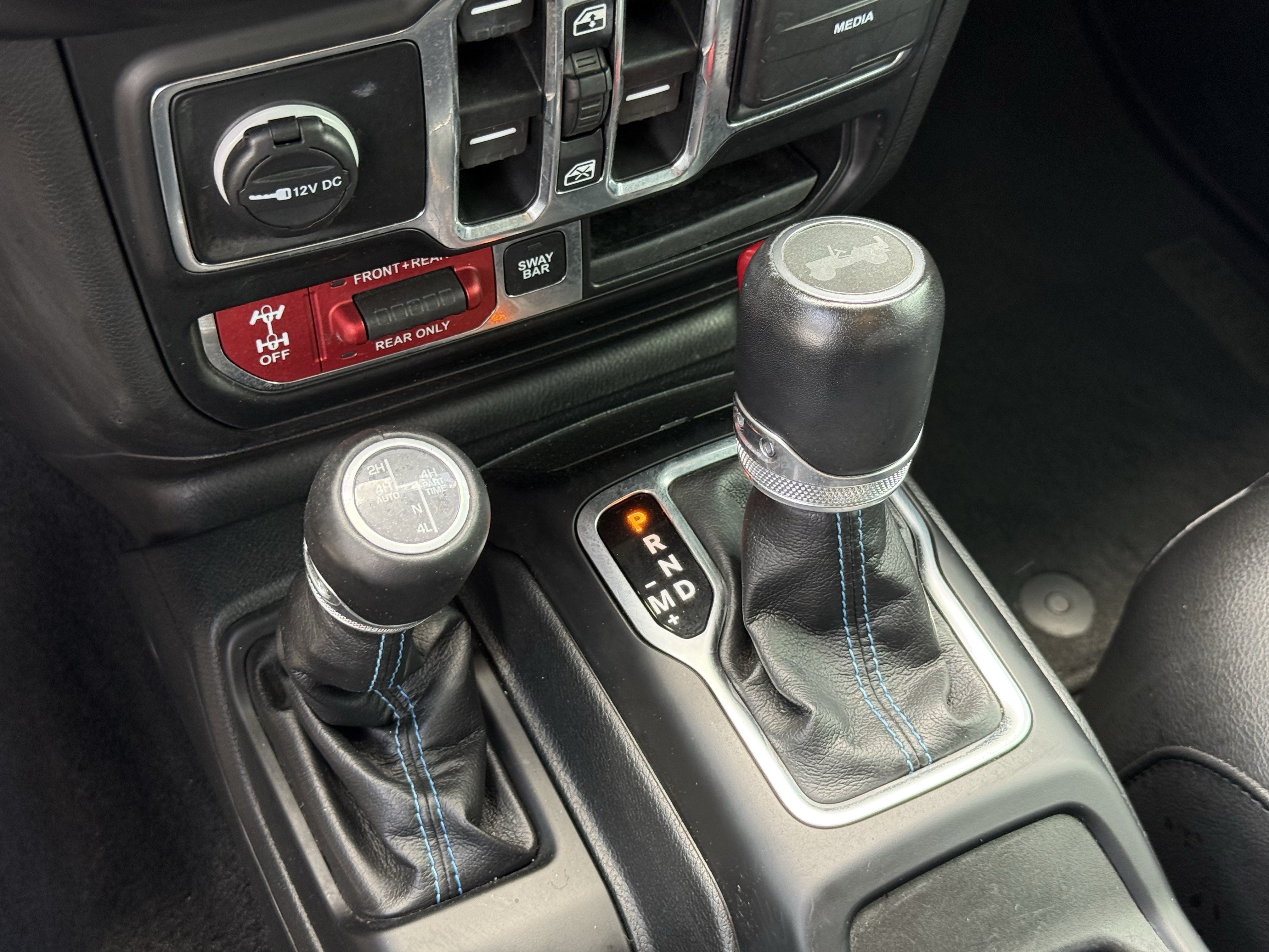 Used 2023 Silver Zynith Clearcoat Jeep  image 23