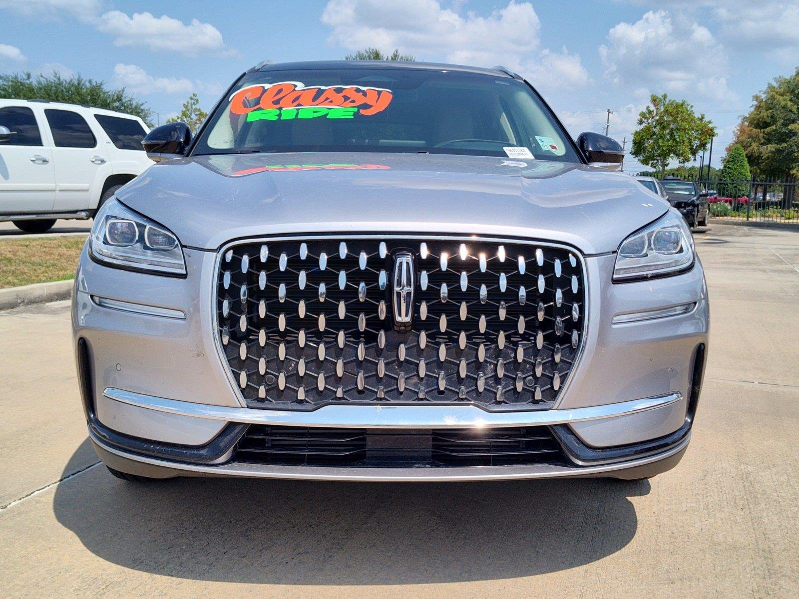 Used 2023 Silver Radiance Metallic Clearcoat Lincoln Reserve image 11