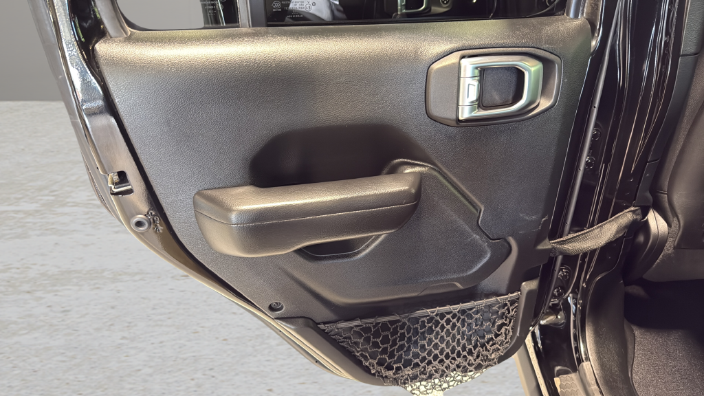 Used 2019 Black Jeep Unlimited Rubicon image 22