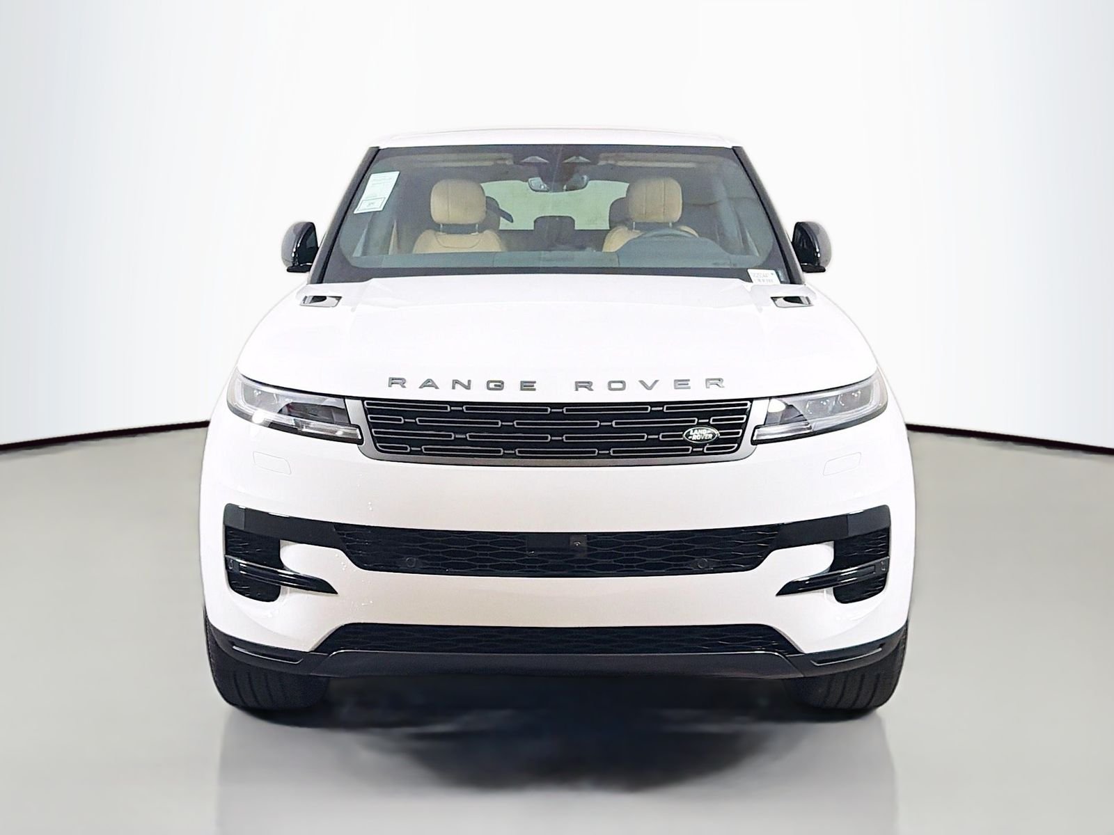 New 2026 Fuji White Land Rover SE image 8