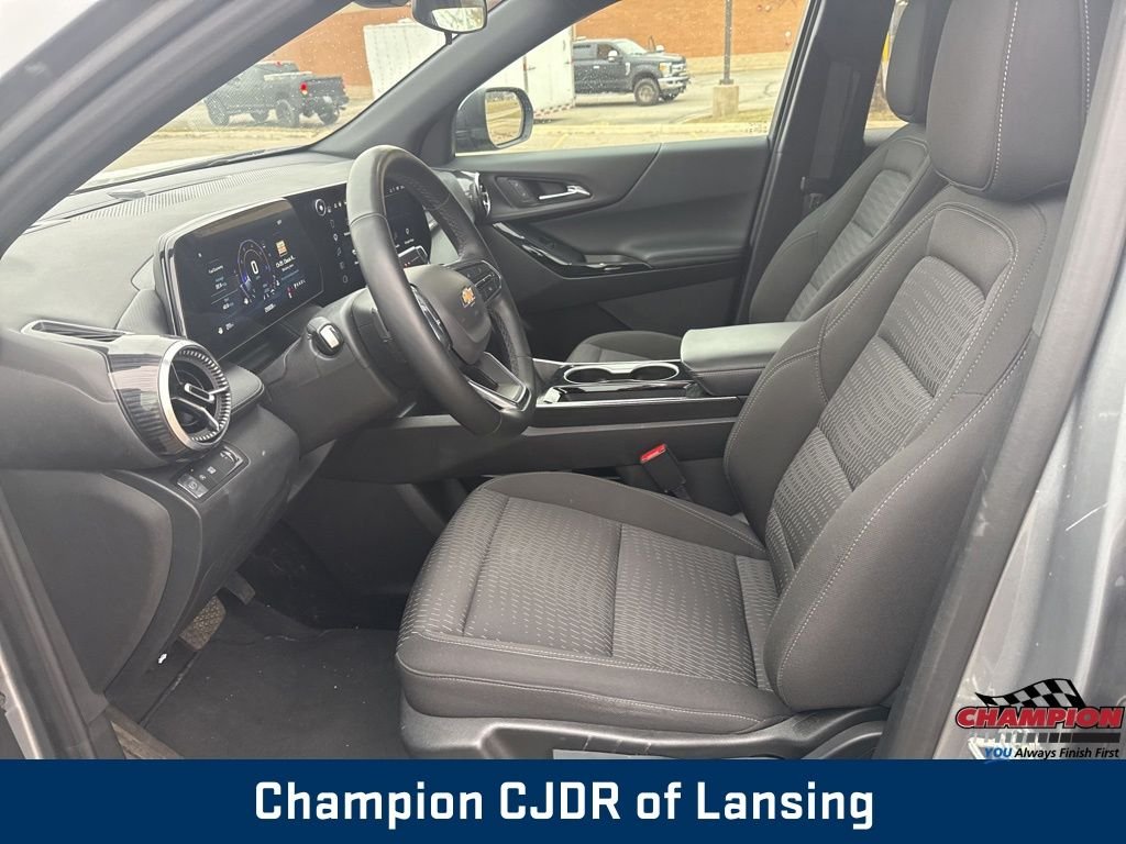 Used 2025 Gray Chevrolet LT image 13