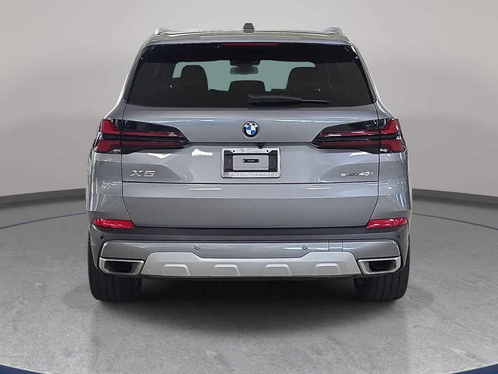 Used 2024 Skyscraper Gray Metallic BMW sDrive40i image 8