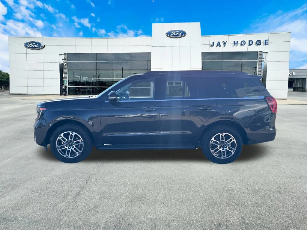 New 2026 Dark Matter Gray Metallic Ford Active image 3