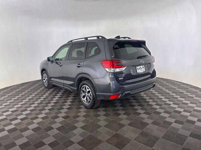 Used 2024 Gray Subaru Premium image 9