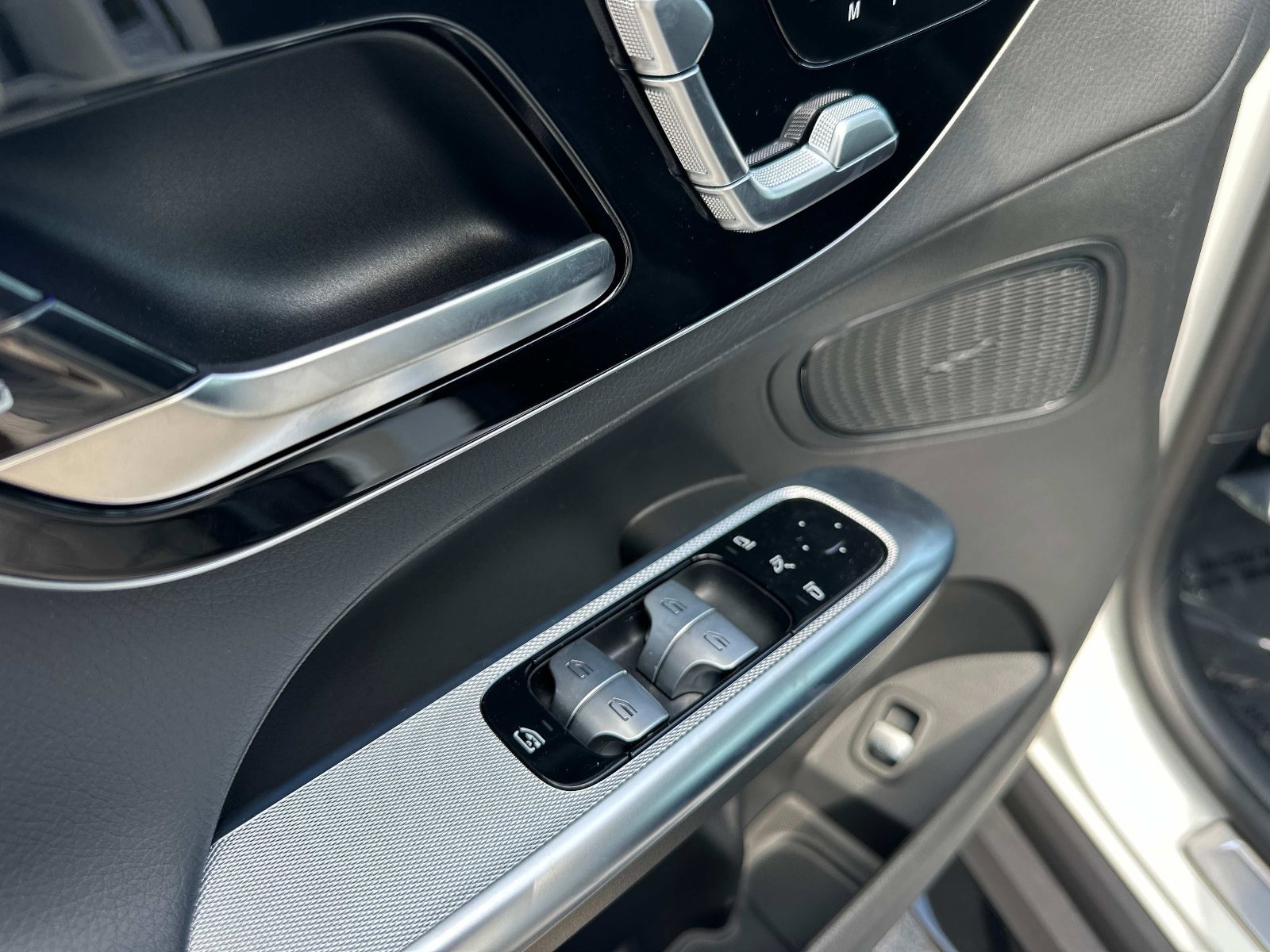 2025 Mercedes-Benz GLC AMG GLC43 - Photo 18