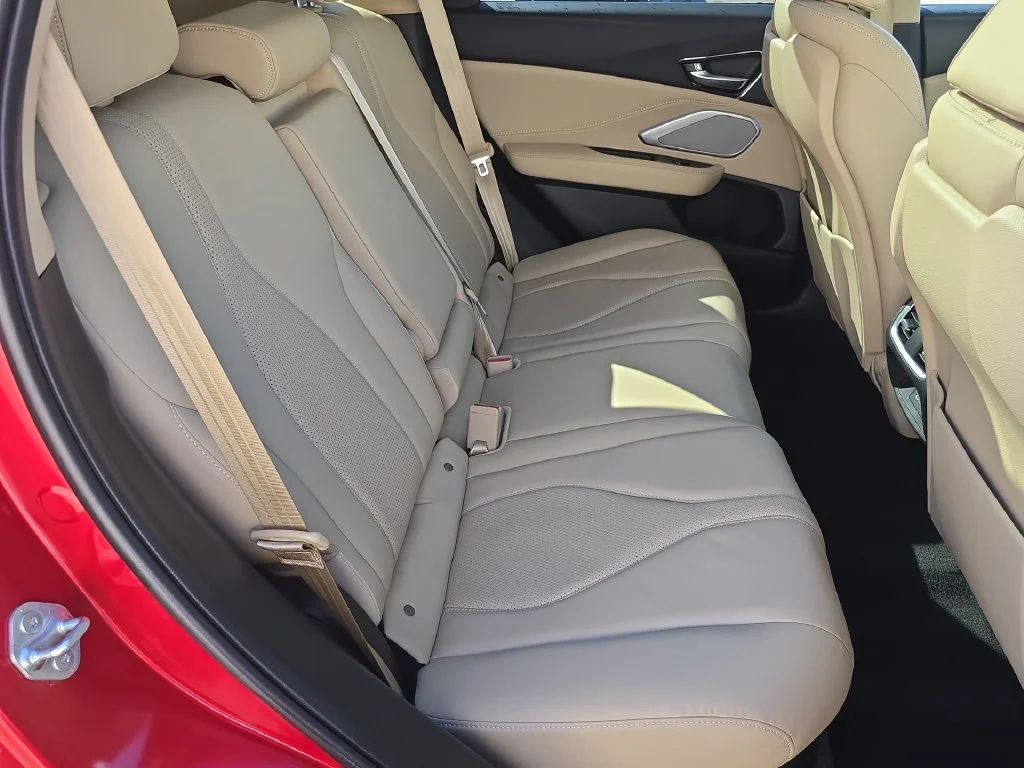 Used 2024  Acura Technology Package image 37
