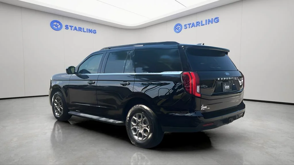 Used 2025  Ford Active image 12